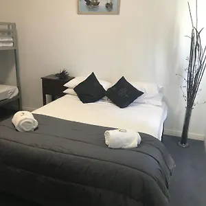  Hostel Tin Bay Budget Australia