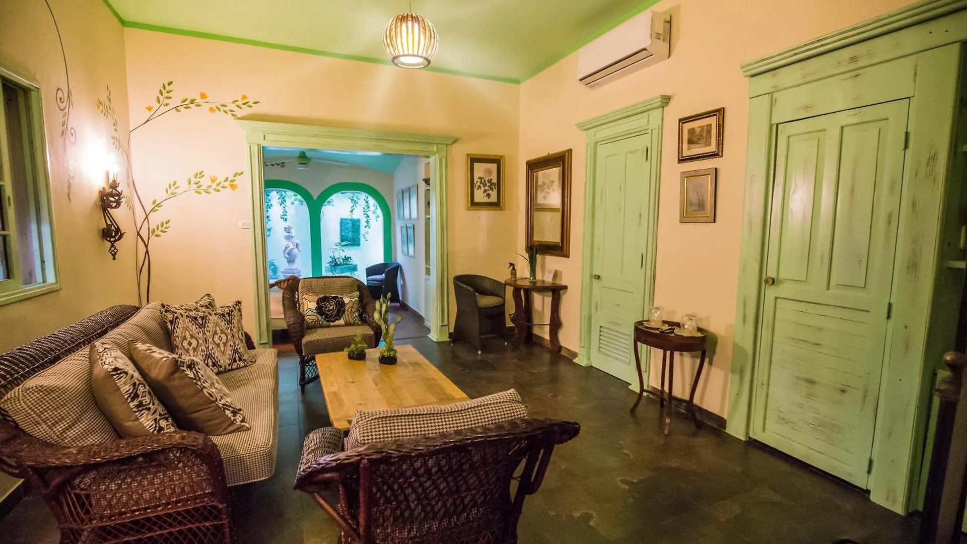 Hotel San Marco Santo Domingo Bed & Breakfast